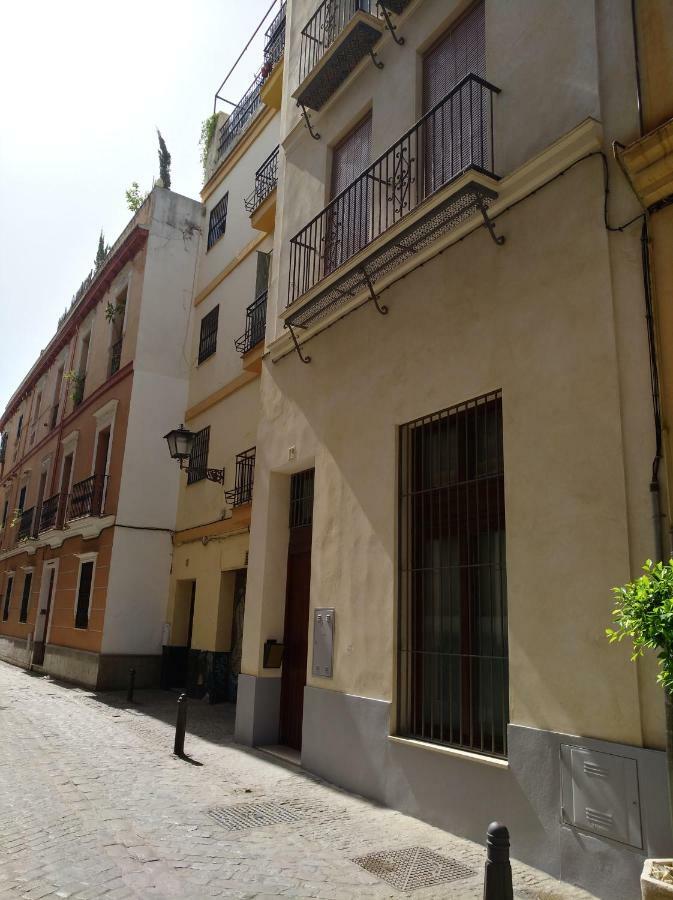 Rentalsevilla Espacioso Duplex En La Puerta Real Екстериор снимка