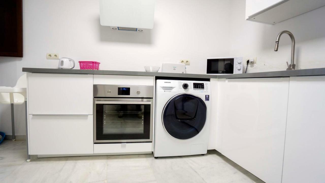 Rentalsevilla Espacioso Duplex En La Puerta Real Екстериор снимка