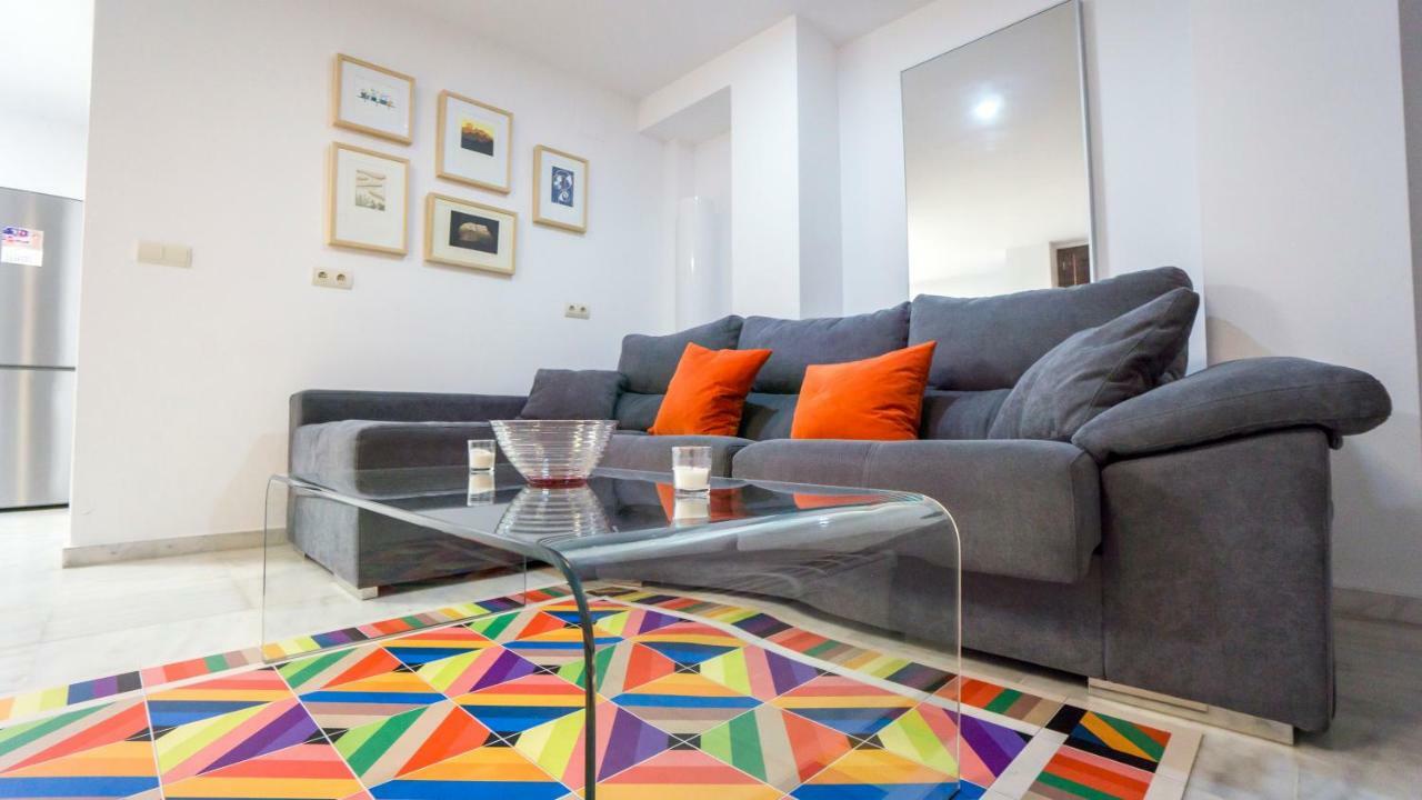 Rentalsevilla Espacioso Duplex En La Puerta Real Екстериор снимка