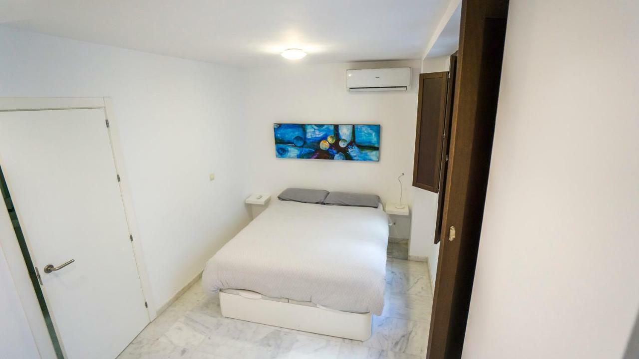 Rentalsevilla Espacioso Duplex En La Puerta Real Екстериор снимка