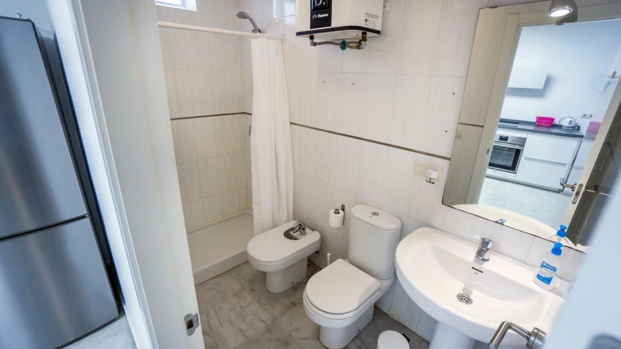 Rentalsevilla Espacioso Duplex En La Puerta Real Екстериор снимка