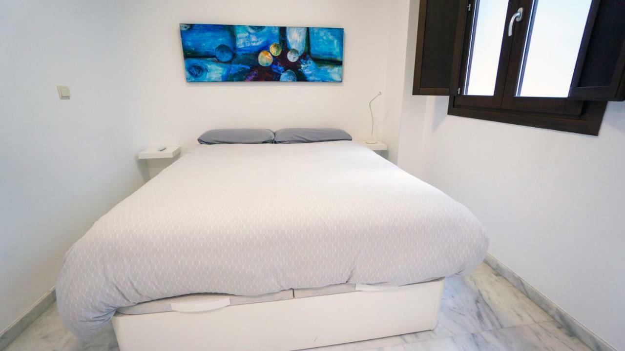 Rentalsevilla Espacioso Duplex En La Puerta Real Екстериор снимка